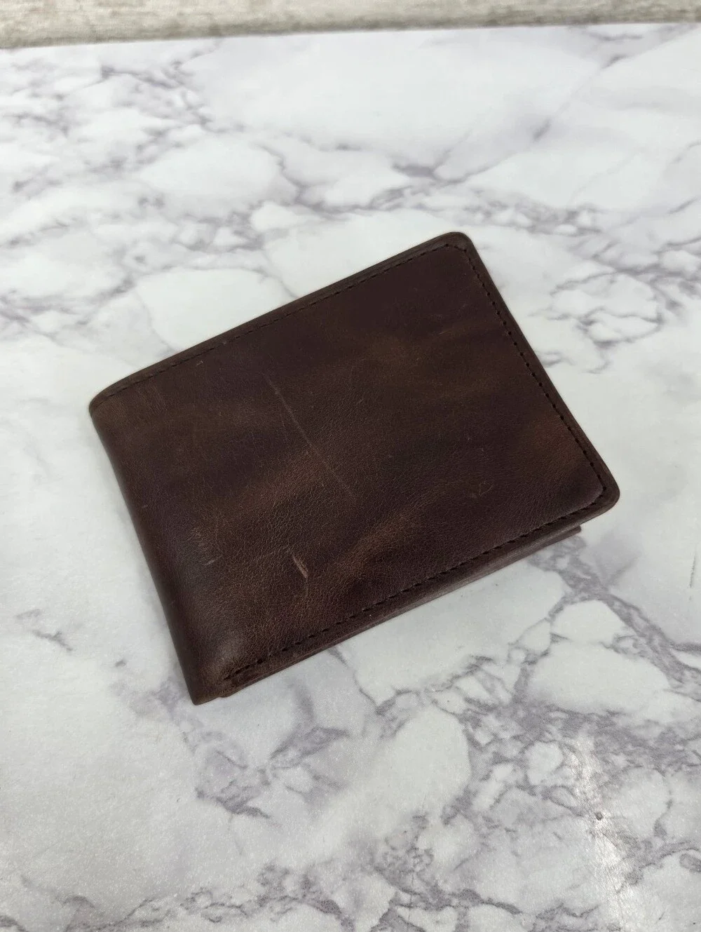 Roundtree & Yorke Men's Brown Leather Bi-Fold Wallet